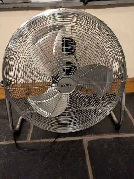 Photo of free Large floor fan (Felindre LD7) #1