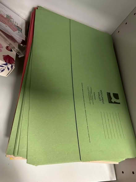 Photo of free document wallets (w2 2es) #1
