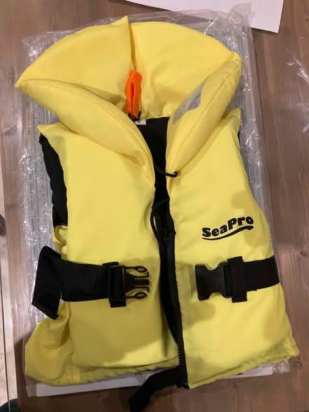 Photo of free Children’s life jacket (Leckhampton GL53) #1