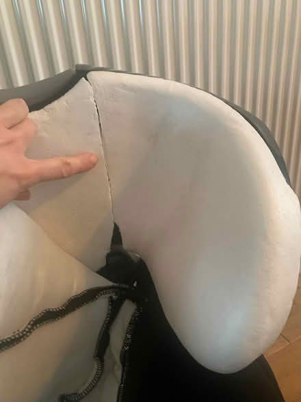 Photo of free Britax Romer High Back Booster (Staveley LA8) #2