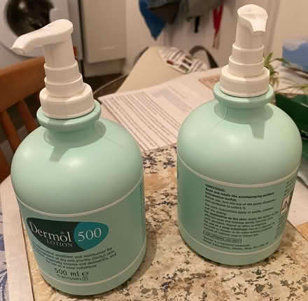 Photo of free dispensing containers (Newbold Verdon LE9) #1