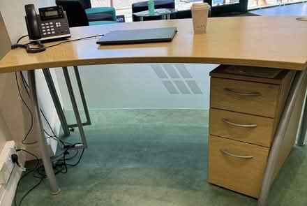 Photo of free Office Desks (Radlett, Herts) #1