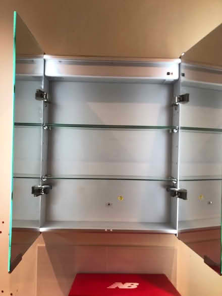 Photo of free Mirrored bathroom cabinet (OX4 Iffley) #2