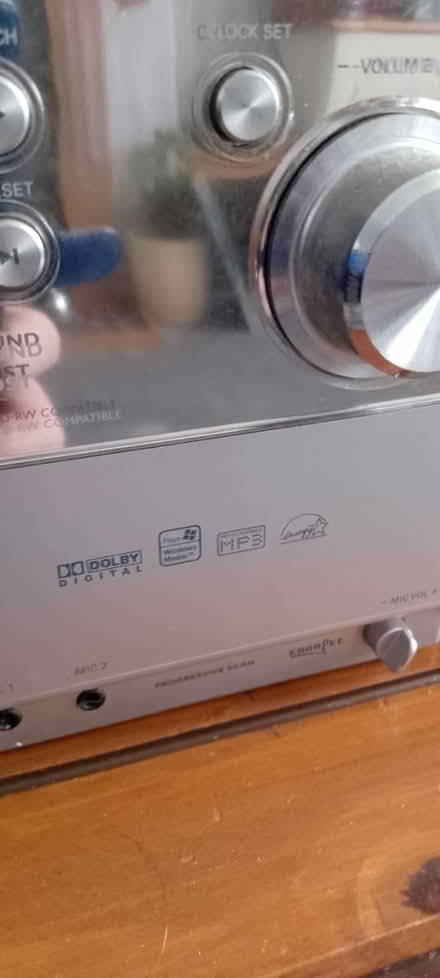 Photo of free Philips Stereo HiFi DVD System (TQ3) #4