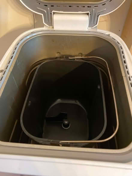 Photo of free Panasonic breadmaker (Greenhill S8) #2