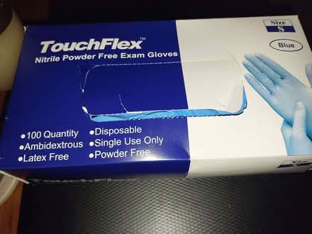 Photo of free latex free gloves (Surrenden BN1) #1