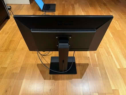 Photo of free ASUS 28" widescreen 4k LCD Monitor (PB287) (Millwall E14) #4