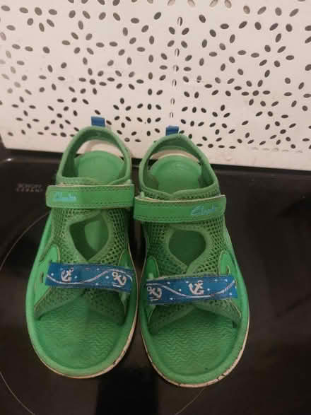 Photo of free 2 x kids sandals Nike n Clarks (B32) #4