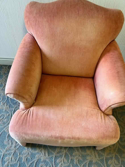 Photo of free 2 pink chairs - comfy (Lake San Marcos) #2