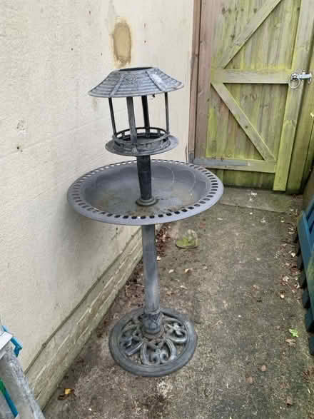 Photo of free Birdbath and feeder (Whitehawk BN2) #1