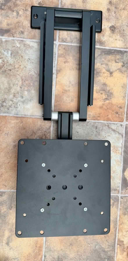 Photo of free Tv swivel wall mount (Marshalswick AL4) #1