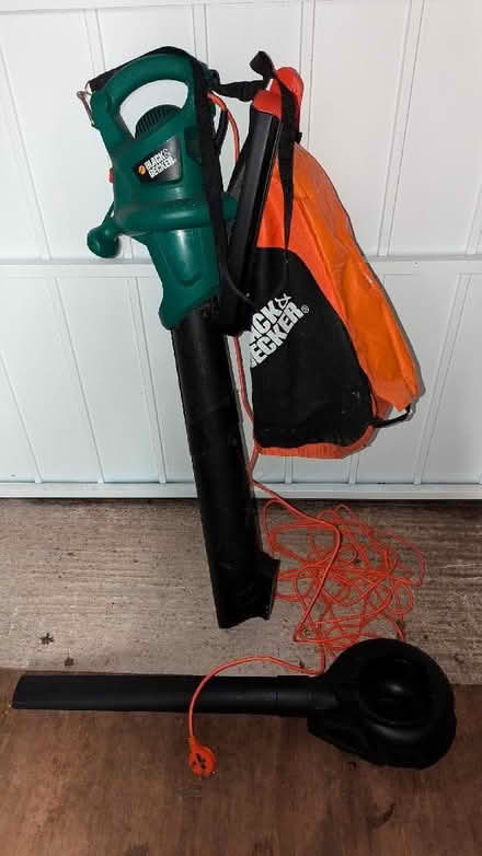 Photo of free Leaf blower/vacuum (Ellenbrook M28) #2