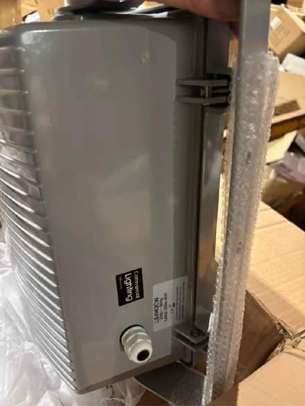Photo of free 400w Grey Die Cast Aluminium Floodlight (Kenley CR8) #4