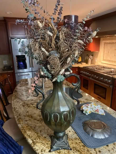 Photo of free Vase with fake plant (Near Hudson line) #1