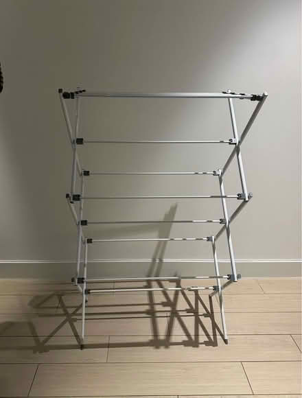 Photo of free clothes drying rack airer (islington N1) #2