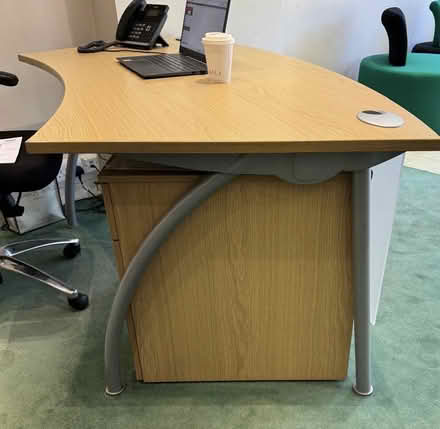 Photo of free Office Desks (Radlett, Herts) #3