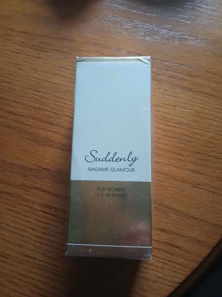 Photo of free Perfume (Walkley S6) #1