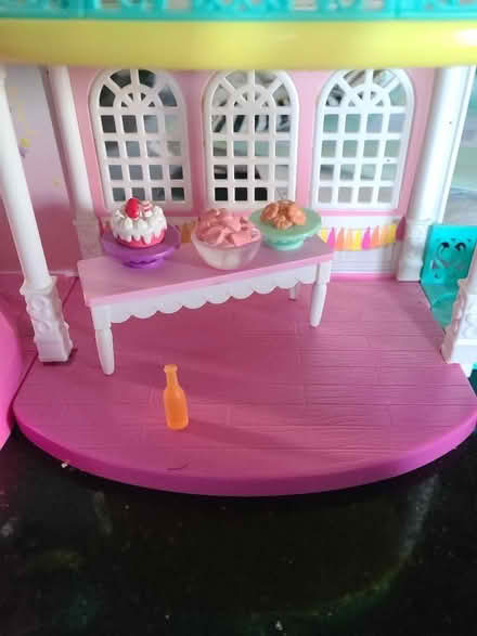 Photo of free Party Popteenies playset (Tollesbury CM9) #3