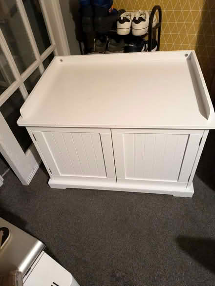 Photo of free Walk in cat litter house (MK45) #1
