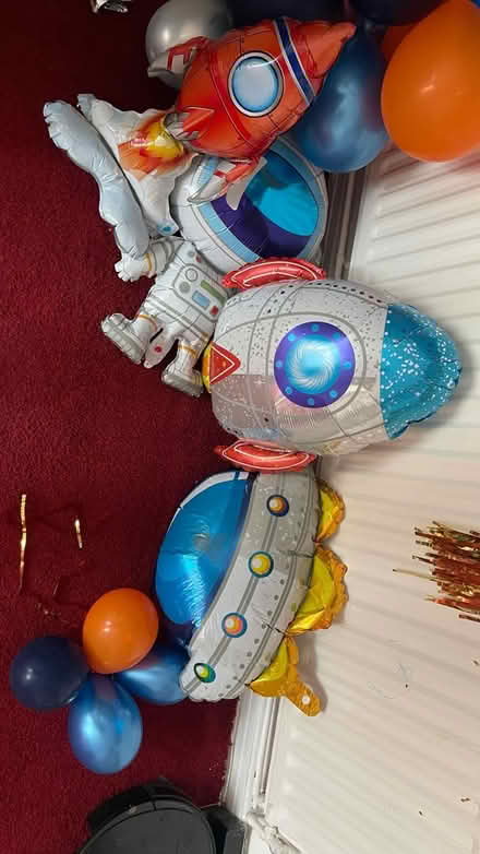 Photo of free Balloon arch (L14 Dovecot) #4
