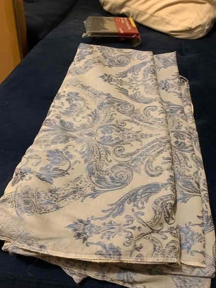 Photo of free 100% cotton double duvet cover (N7 0nq) #3