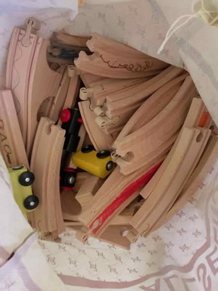 Photo of free Wooden toy train (Maryhill G20) #1