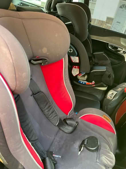 Photo of free Toddler car seat (W6) #3