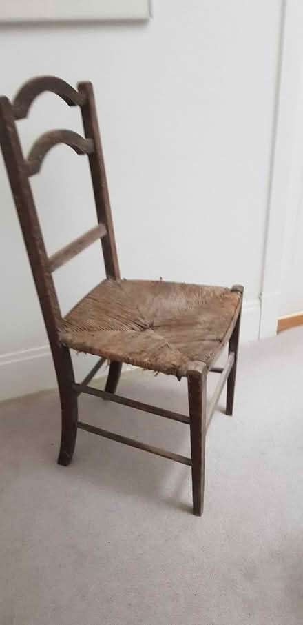 Photo of free Victorian oak chair with rush seat (HP10 penn) #1