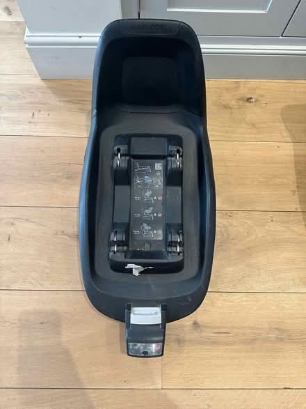 Photo of free Maxi Cosi Isofix Base (TN23) #2