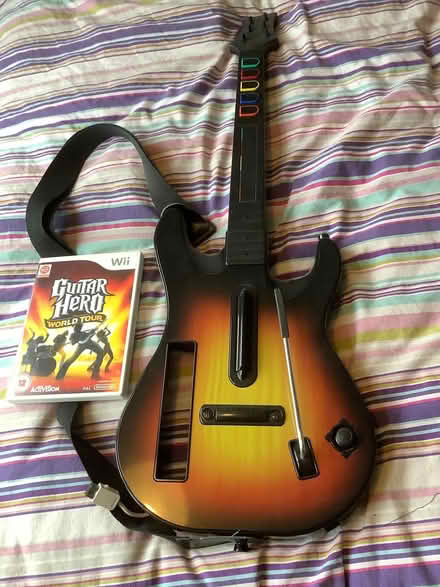 Photo of free Wii guitar hero (New Barnet EN5) #1