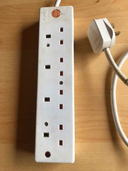 Photo of free 4 point extension cable/socket (North Tonbridge TN9) #1