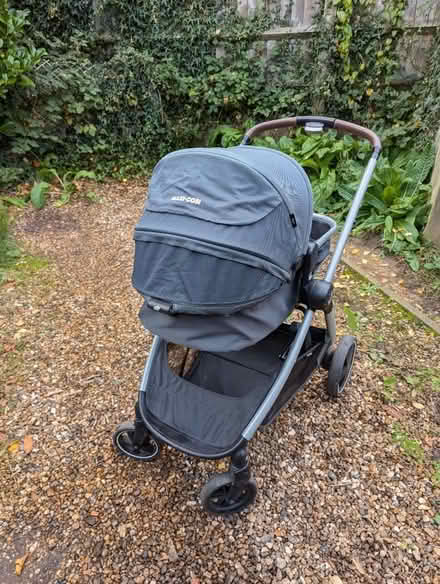 Photo of free Maxi Cosi 2 in 1 pram (St Albans AL3) #3