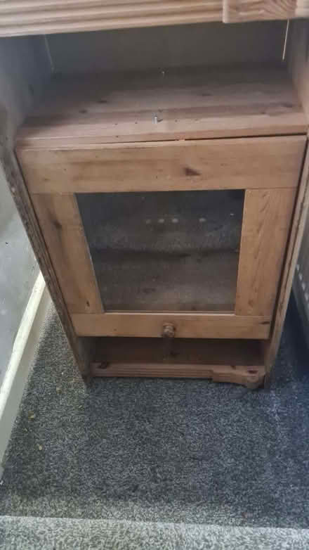 Photo of free TV stand (Rednal B45) #2