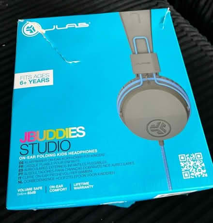 Photo of free Kids headphones (Chells Manor SG2) #1
