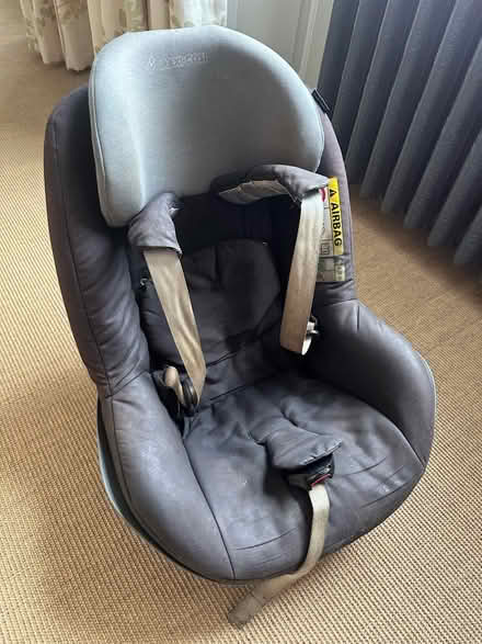 Photo of free Maxi Cosi Car Seat (TN23) #3