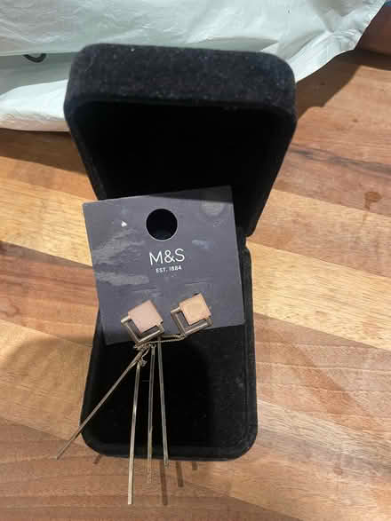 Photo of free Earrings never used (D03) #1