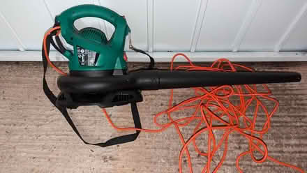 Photo of free Leaf blower/vacuum (Ellenbrook M28) #4