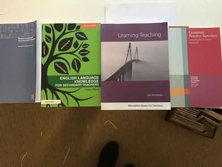 Photo of free ENGLISH second language textbooks (Prestbury GL52) #1