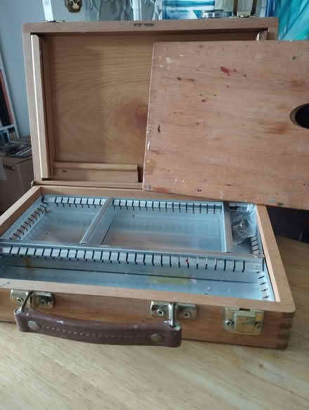 Photo of free Wooden pochade box (Thorpe Bay SS1) #3