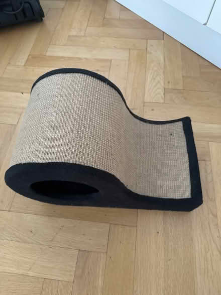 Photo of free Cat scratcher (New Barnet) #1