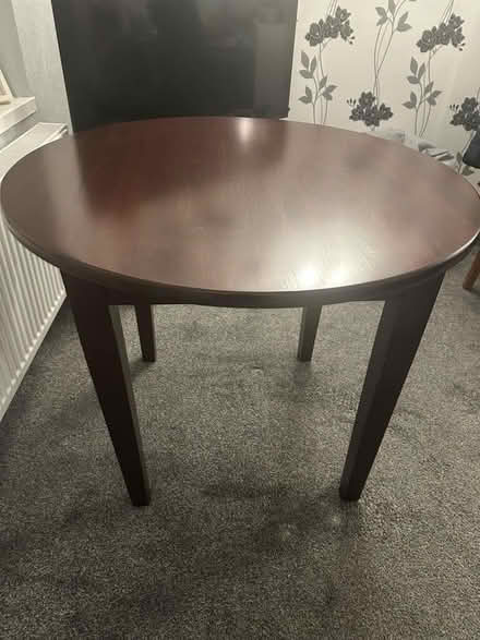 Photo of free Round table solid wood (Great Moor SK3) #2