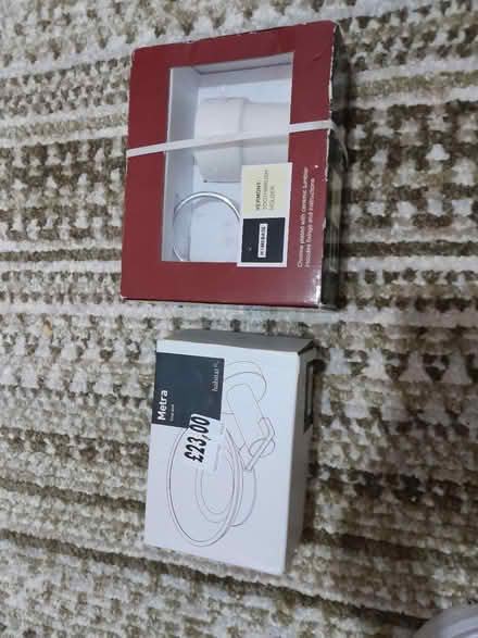 Photo of free Soap dish and toothbrush holder (Darlington) #1