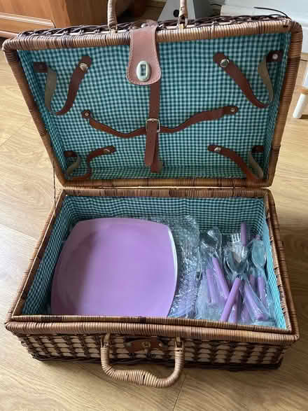 Photo of free Picnic basket (Castleton OL11) #1
