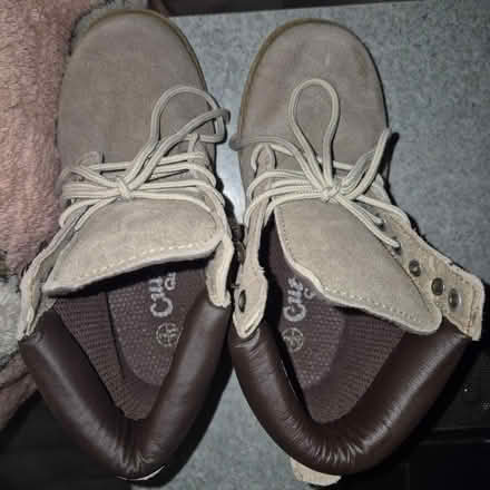Photo of free Boots size 2 (Woking) #4