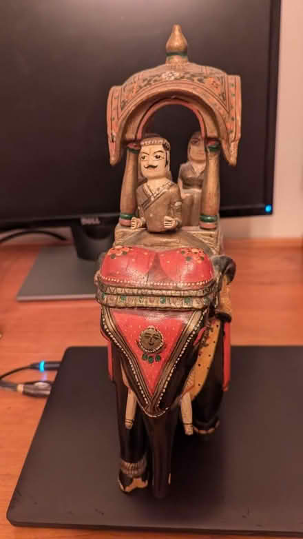 Photo of free Wooden ornament (Willesden Green) #2