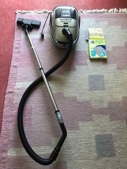 Photo of free Vacuum cleaner (Myton Park CV34) #1
