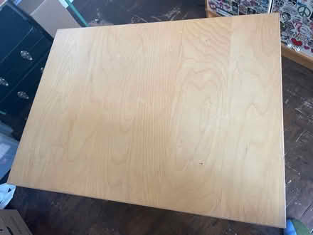 Photo of free Small desk (Crouch End N8) #2