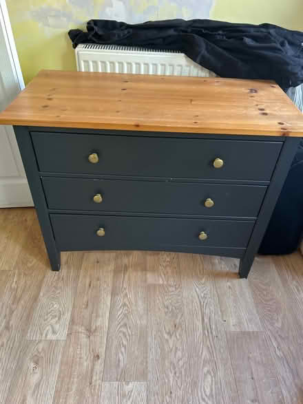 Photo of free Chest of drawers (SK1 offerton) #1