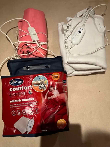 Photo of free Single bed size electric blanket(s) (Thrupp) #1