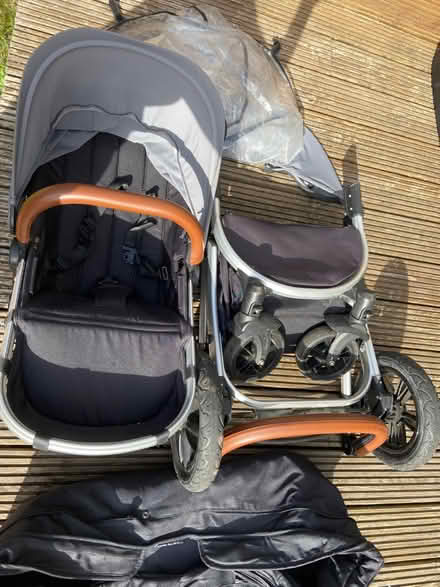 Photo of free Pram (Barnes SW15) #4